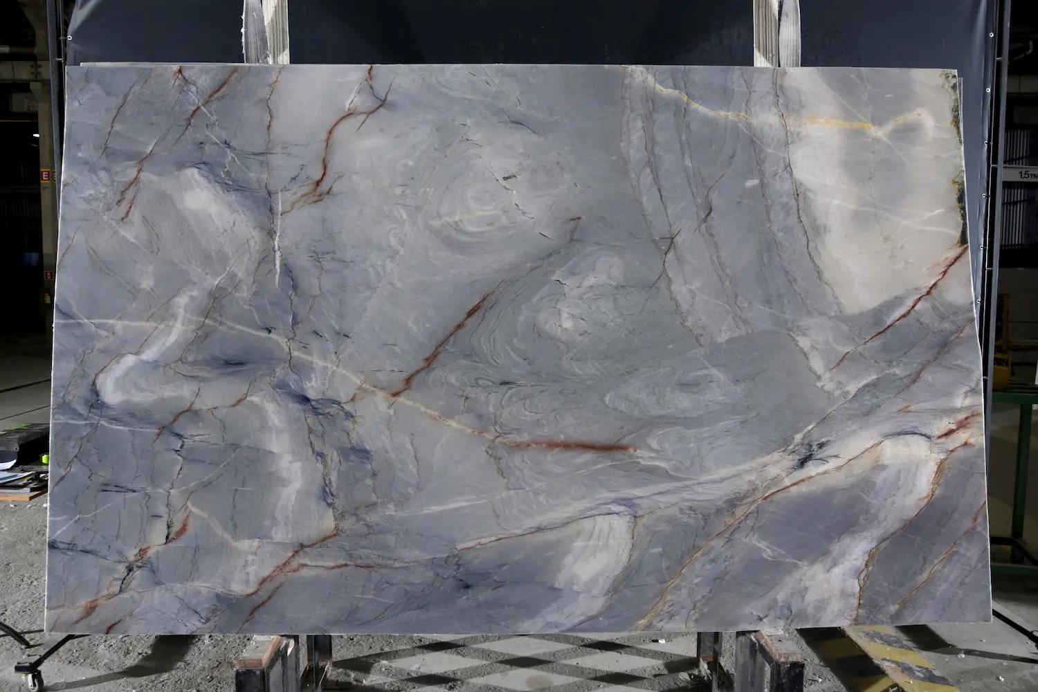 Resistencia de la cuarcita y por qué esta piedra es ideal para proyectos de alto nivel